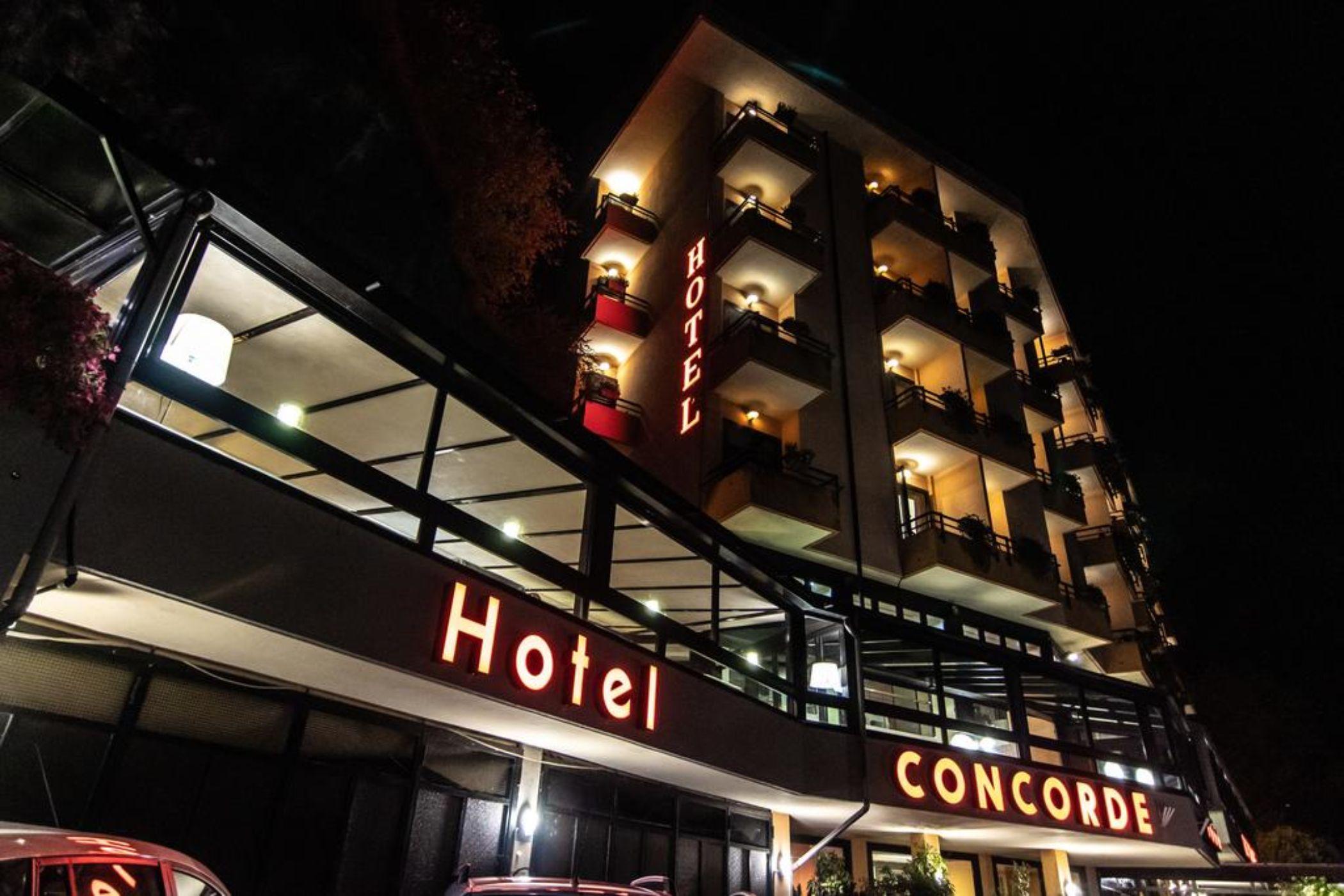 ארונה Hotel Concorde מראה חיצוני תמונה