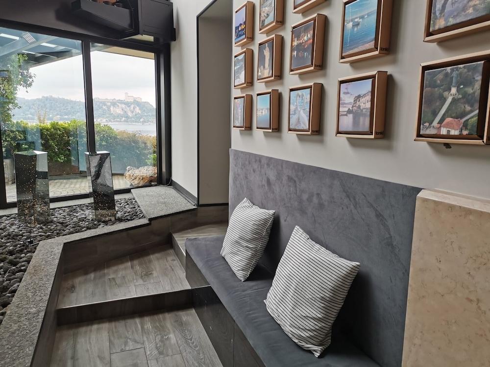 ארונה Hotel Concorde מראה חיצוני תמונה