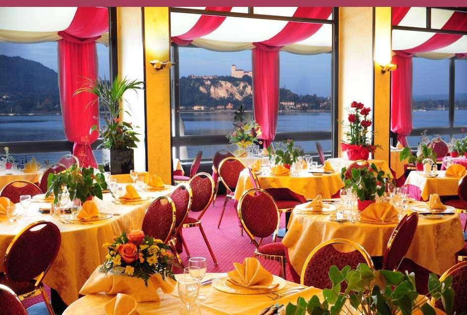 ארונה Hotel Concorde מסעדה תמונה